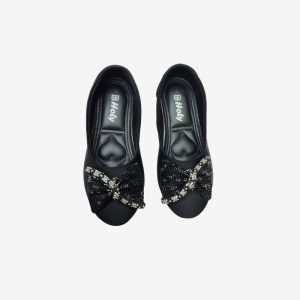 Kids dress shoe with crystal bow and cushioned support