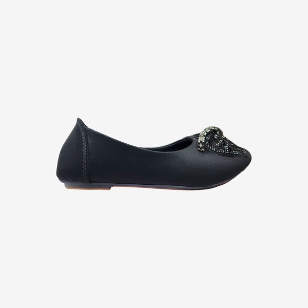 Kids dress shoe with crystal bow and cushioned support