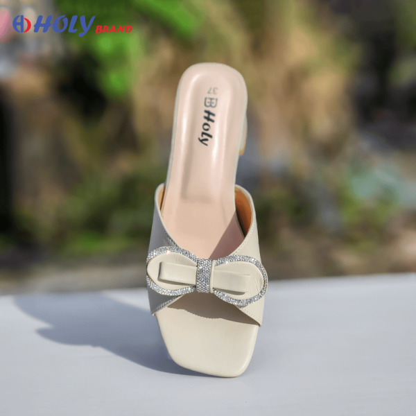 Holy Brand women’s block heel sandals – pink bow design & black buckle style