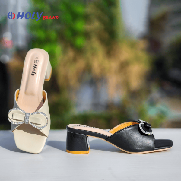 Holy Brand women’s block heel sandals – pink bow design & black buckle style