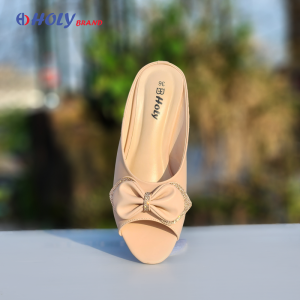 Holy Brand প্রজাপতি ডিজাইন Box Heel — পিঙ্ক ও ব্ল্যাক