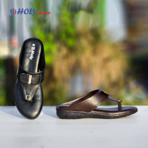 Holy Brand ব্ল্যাক লেদার হিল স্যান্ডেল