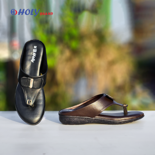 Holy Brand ব্ল্যাক লেদার হিল স্যান্ডেল